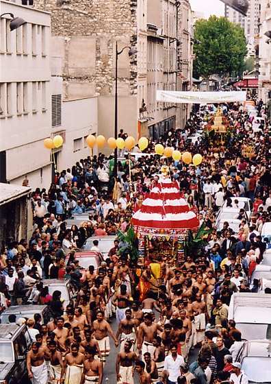 f03-1.jpg